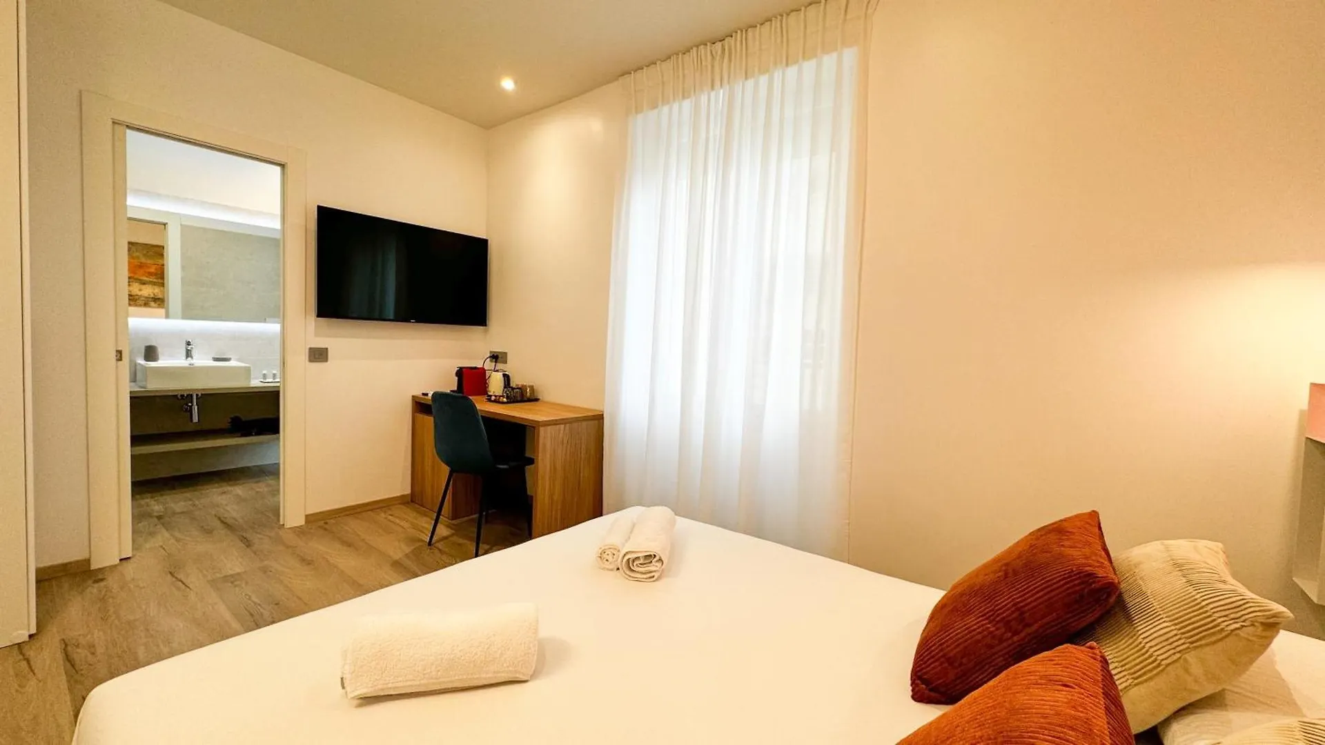 Galleria Roma Art Guesthouse 오리스타노 게스트하우스